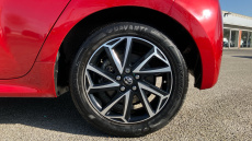 Toyota Yaris 1.5 Hybrid Design 5dr CVT Hybrid Hatchback